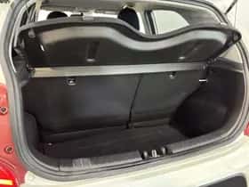 Kia Picanto (2023) thumbnail 15
