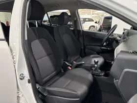Kia Picanto (2023) thumbnail 18