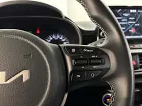 Kia Picanto (2023) thumbnail 23