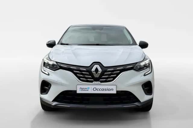 Renault Captur (2020) thumbnail 2