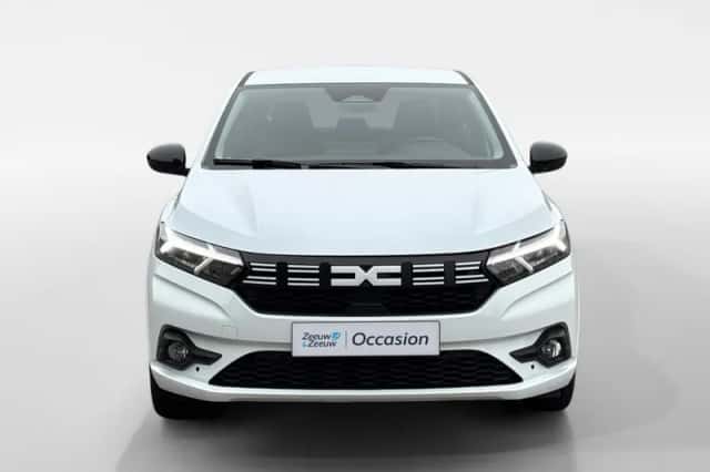 Dacia Sandero (2025) thumbnail 2
