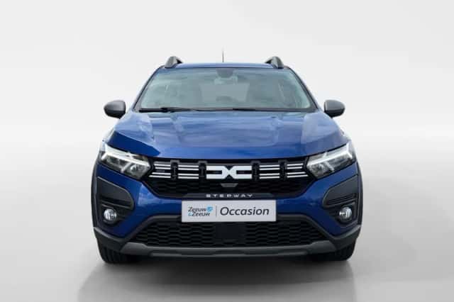 Dacia Sandero Stepway (2023) thumbnail 2