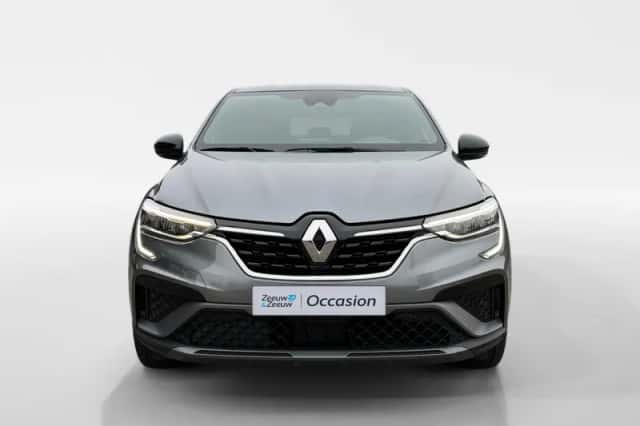 Renault Arkana (2022) thumbnail 2