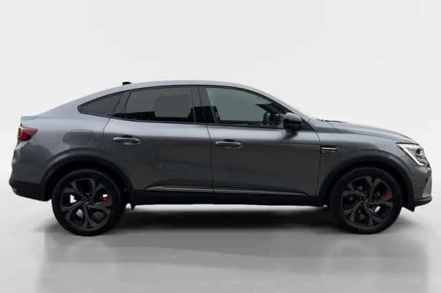 Renault Arkana (2022) thumbnail 4
