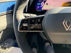 Renault Mégane E-Tech (2025) thumbnail 13