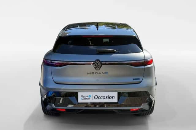 Renault Mégane E-Tech (2025) thumbnail 4