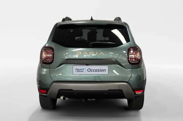 Dacia Duster (2023) thumbnail 4