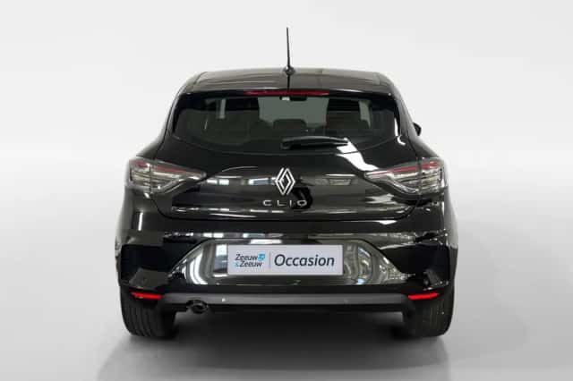 Renault Clio (2024) thumbnail 4