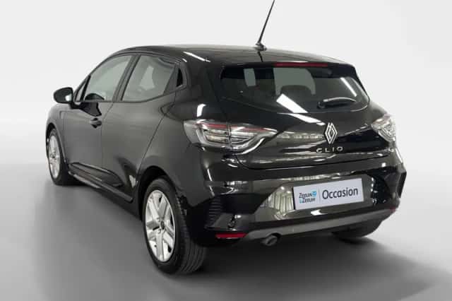 Renault Clio (2024) thumbnail 5