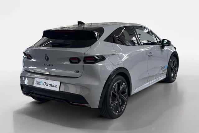 Renault Clio (2026) thumbnail 2