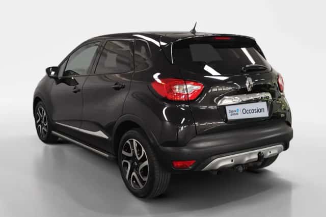 Renault Captur (2015) thumbnail 3