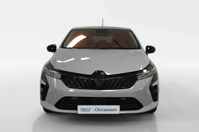 Renault Clio (2025) thumbnail 3
