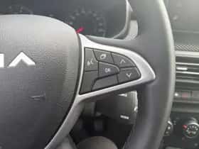 Dacia Duster (2025) thumbnail 8