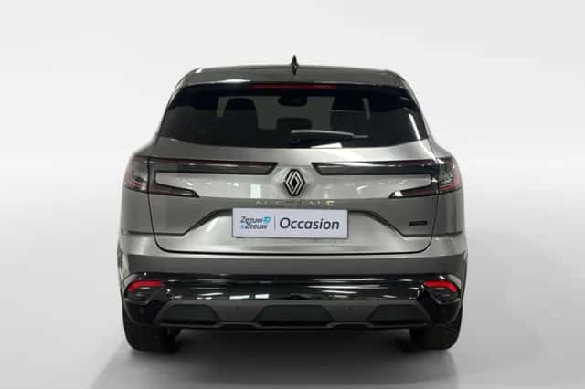 Renault Austral (2024) thumbnail 4