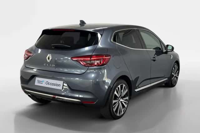 Renault Clio (2019) thumbnail 2