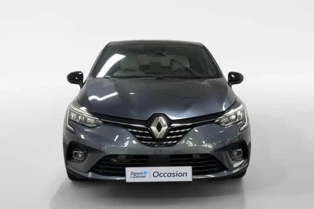 Renault Clio (2019) thumbnail 3