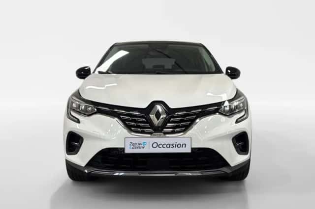 Renault Captur (2020) thumbnail 3
