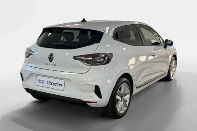 Renault Clio (2024) thumbnail 2