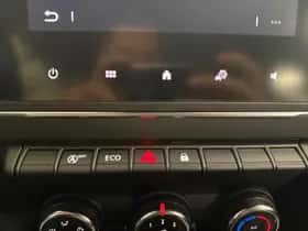 Renault Clio (2024) thumbnail 16