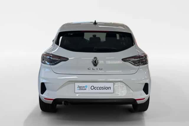 Renault Clio (2024) thumbnail 4