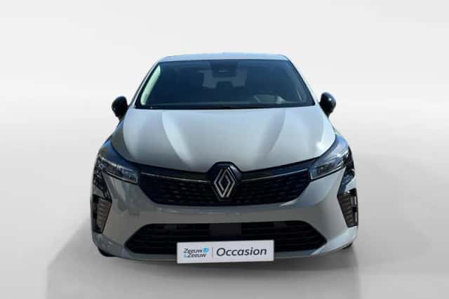 Renault Clio (2024) thumbnail 4