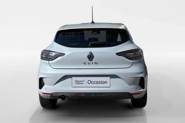 Renault Clio (2024) thumbnail 6