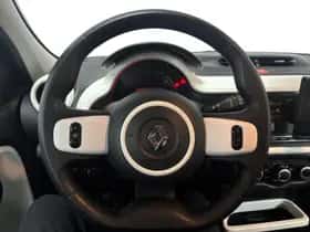 Renault Twingo (2016) thumbnail 11