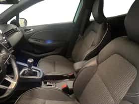 Renault Clio (2021) thumbnail 22