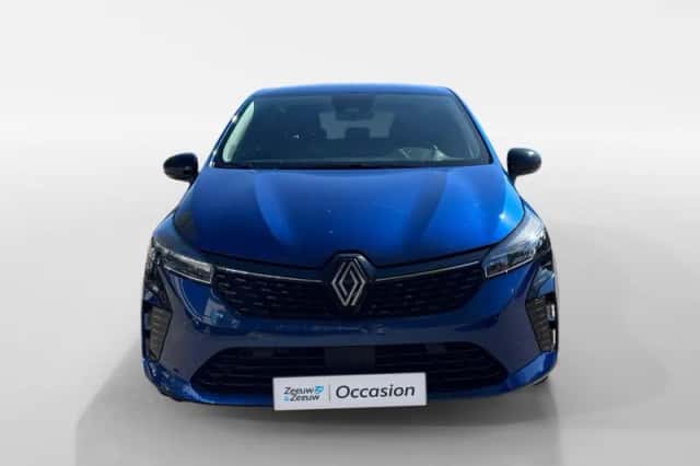 Renault Clio (2024) thumbnail 3