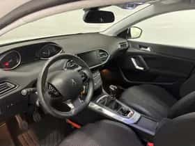 Peugeot 308 (2020) thumbnail 23