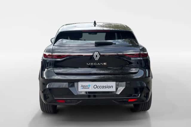Renault Mégane E-Tech (2025) thumbnail 4