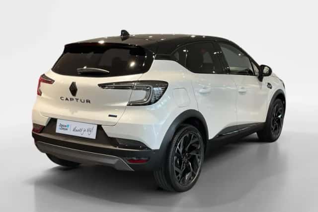 Renault Captur (2026) thumbnail 2