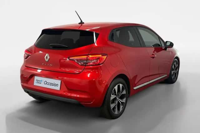 Renault Clio (2022) thumbnail 2