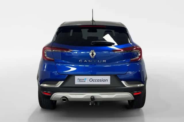 Renault Captur (2021) thumbnail 4