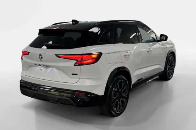 Renault Austral (2025) thumbnail 2
