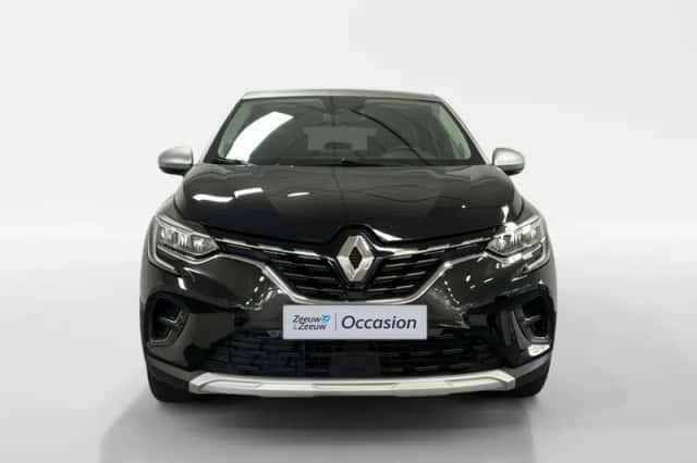 Renault Captur (2024) thumbnail 3