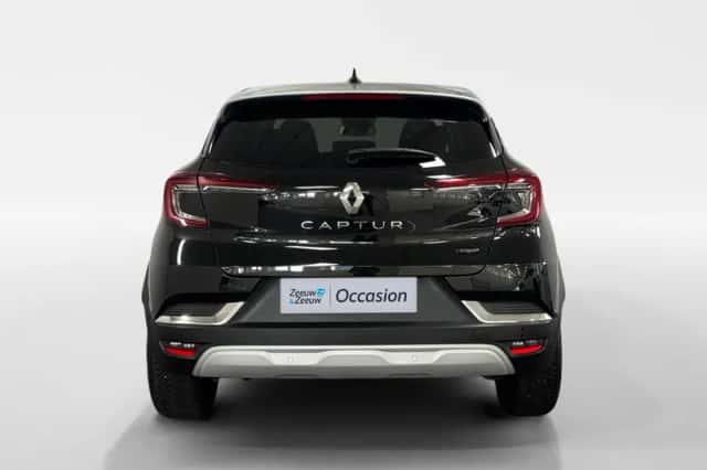 Renault Captur (2024) thumbnail 4