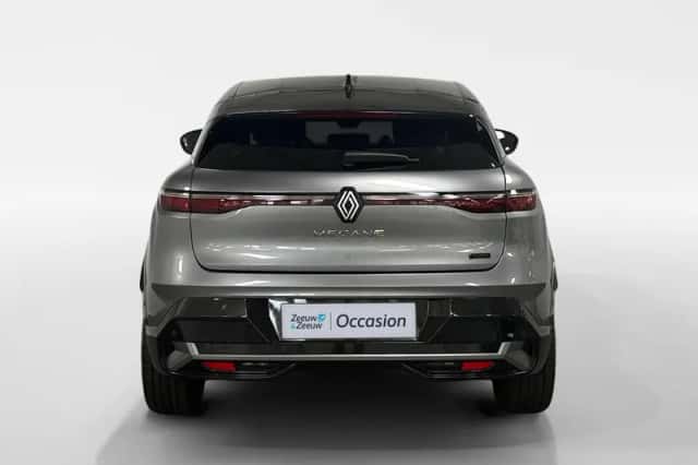 Renault Mégane E-Tech (2024) thumbnail 4