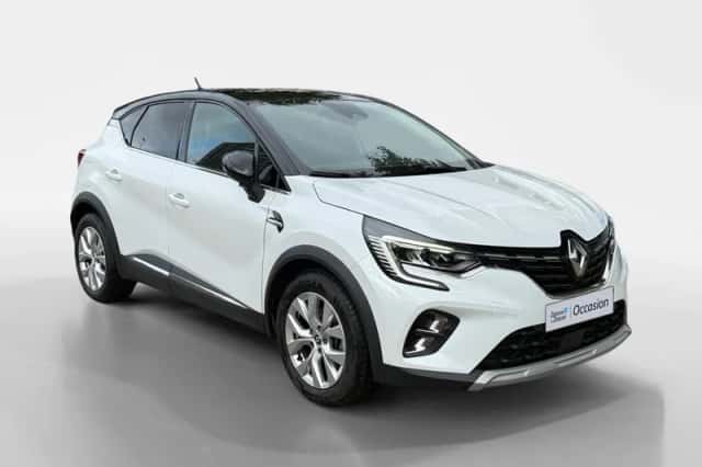 Renault Captur (2022) thumbnail 3
