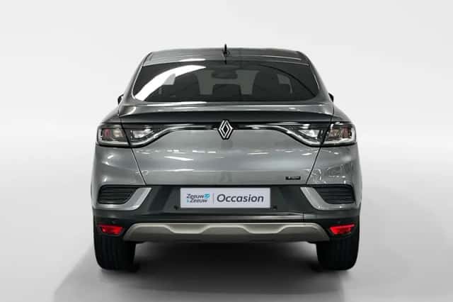 Renault Arkana (2024) thumbnail 4