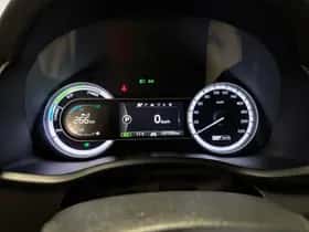 Kia Niro (2016) thumbnail 14