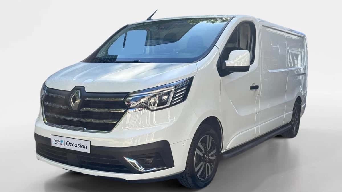 Renault Trafic (2022) — foto 1