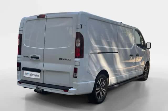 Renault Trafic (2022) thumbnail 2