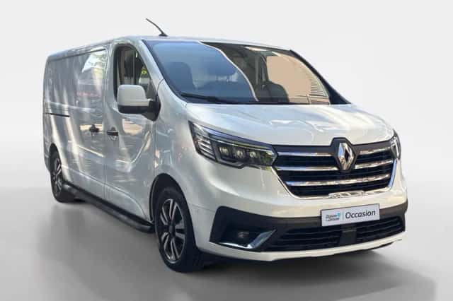 Renault Trafic (2022) thumbnail 5