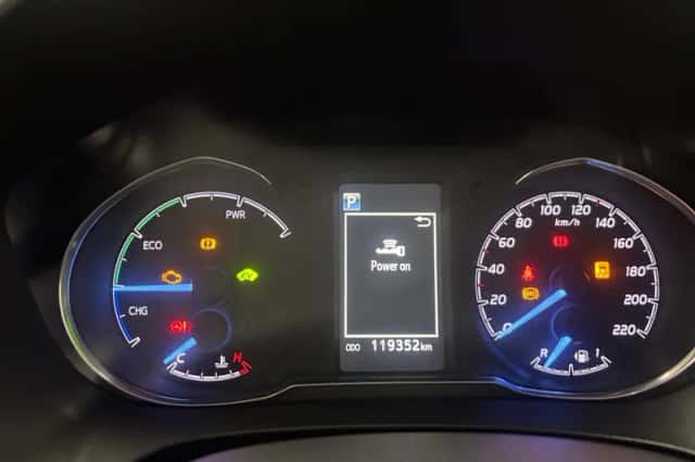 Toyota Yaris (2017) thumbnail 6