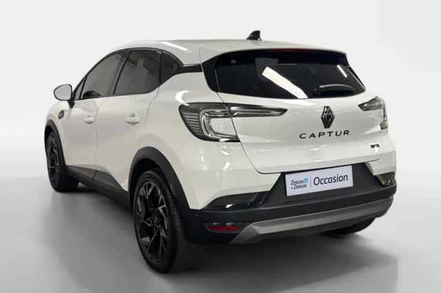 Renault Captur (2025) thumbnail 6