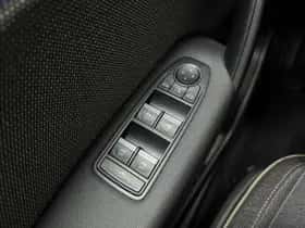 Renault Captur (2024) thumbnail 9