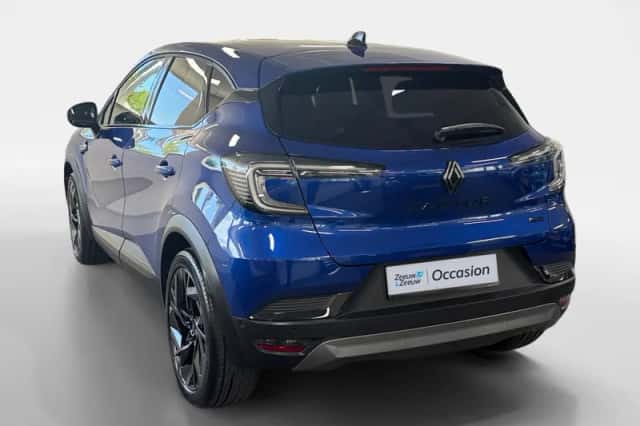 Renault Captur (2025) thumbnail 5