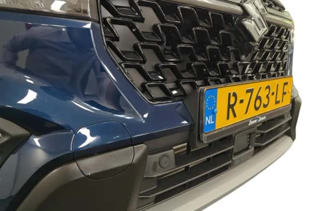 Suzuki S-Cross (2022) thumbnail 4