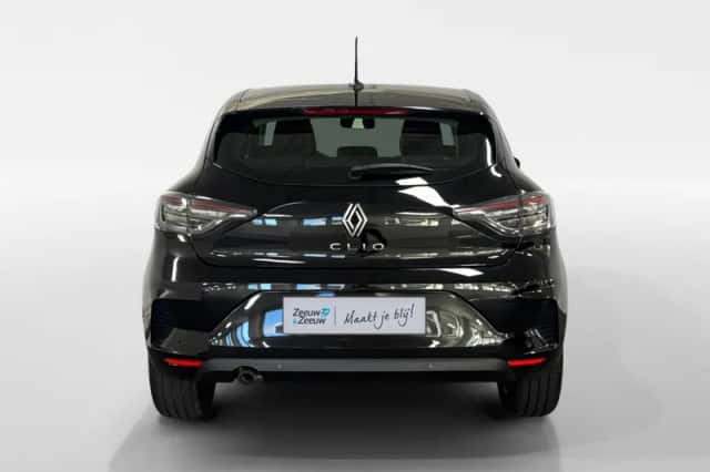 Renault Clio (2023) thumbnail 4